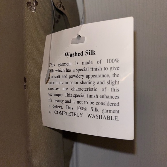 NWT, Rafaella Top, Size Medium - Picture 3 of 4